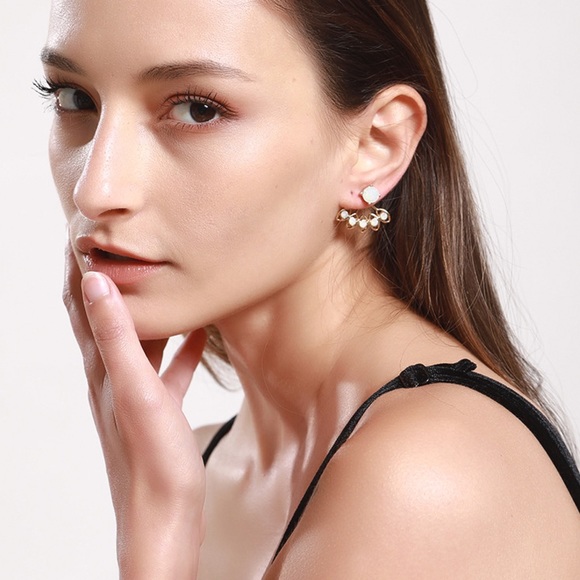 Gold & White Opalescent Studs w/Matching Jackets - Picture 5 of 7